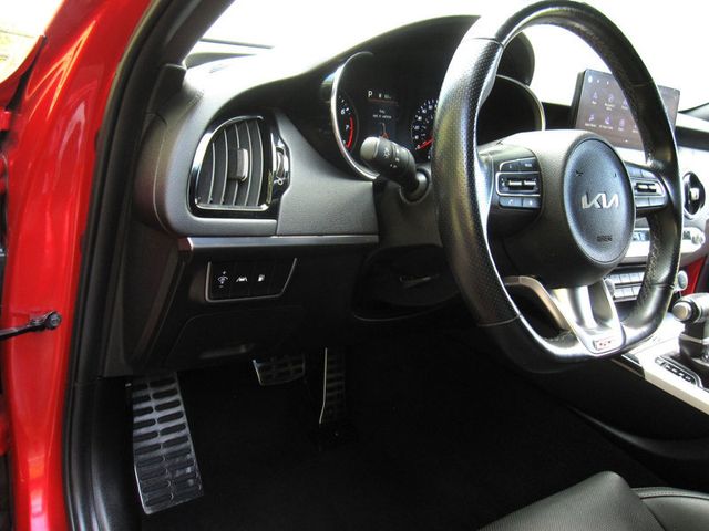 2022 Kia Stinger GT1 AWD - 22933431 - 18