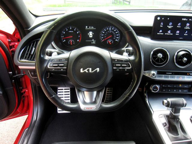 2022 Kia Stinger GT1 AWD - 22933431 - 19