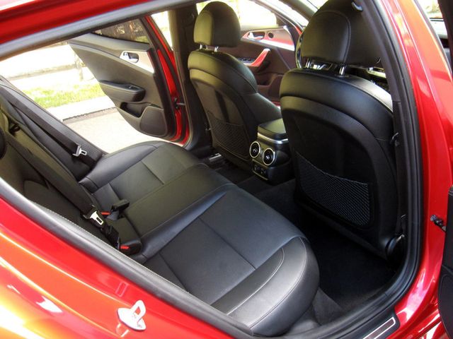 2022 Kia Stinger GT1 AWD - 22933431 - 28