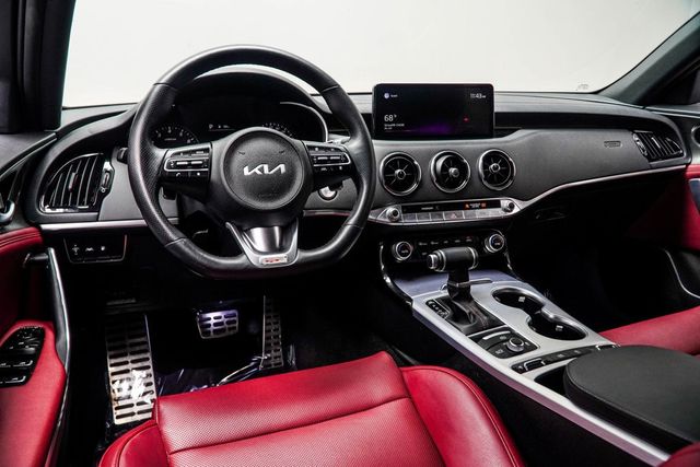 2022 Kia Stinger GT1 RWD - 22928831 - 13