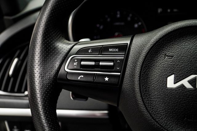 2022 Kia Stinger GT1 RWD - 22928831 - 24