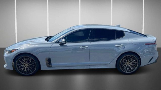 2022 Kia Stinger GT-Line RWD - 23044805 - 11