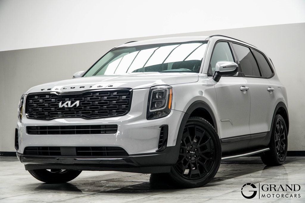 Used 2022 Kia Telluride EX with VIN 5XYP3DHC9NG216961 for sale in Kennesaw, GA