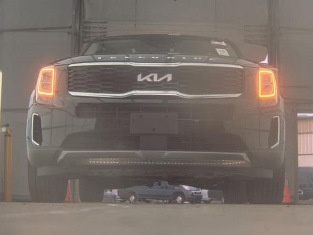2022 Kia Telluride EX FWD - 22978419 - 3