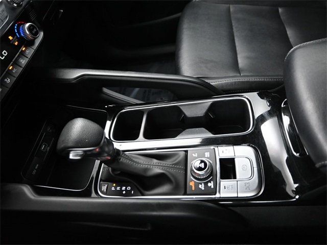 2022 Kia Telluride LX photo 19