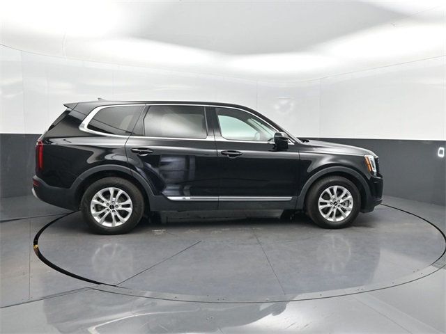 2022 Kia Telluride LX photo 28