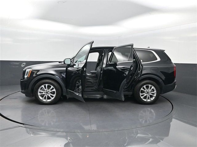 2022 Kia Telluride LX photo 34