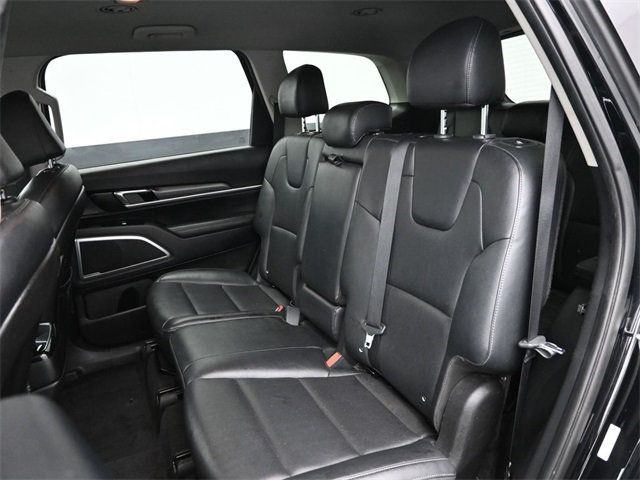 2022 Kia Telluride LX photo 7