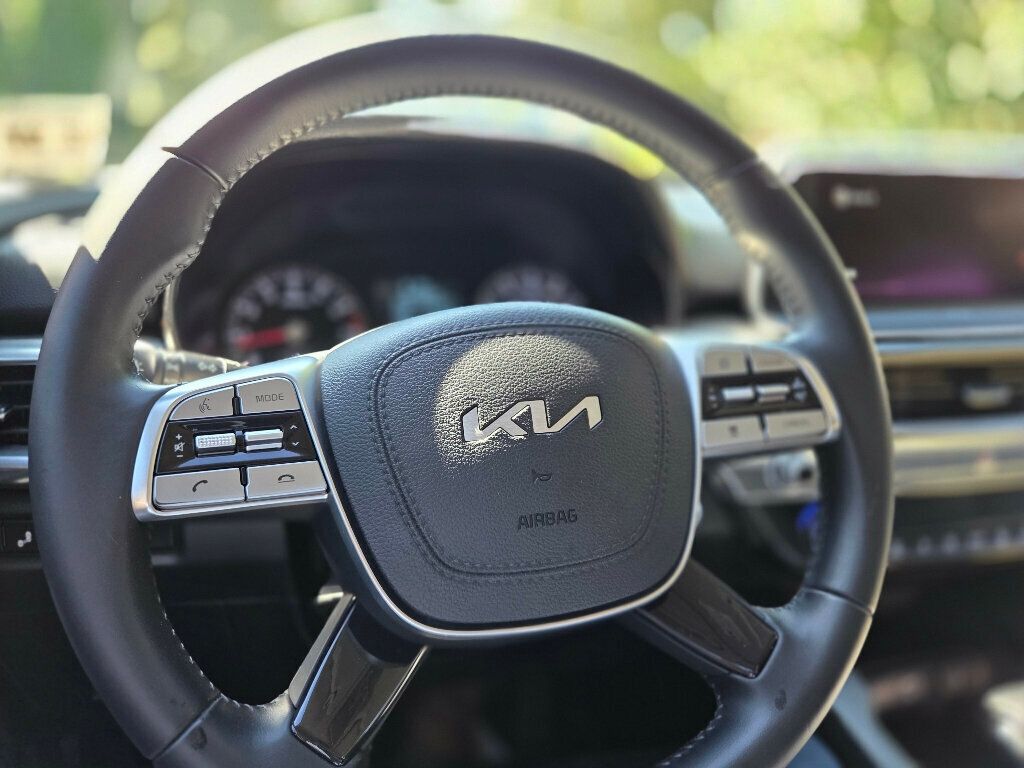 2022 Kia Telluride LX photo 20
