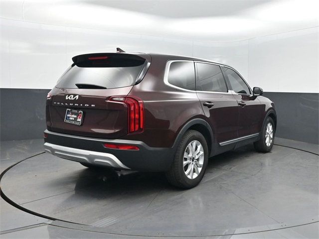 2022 Kia Telluride LX photo 25