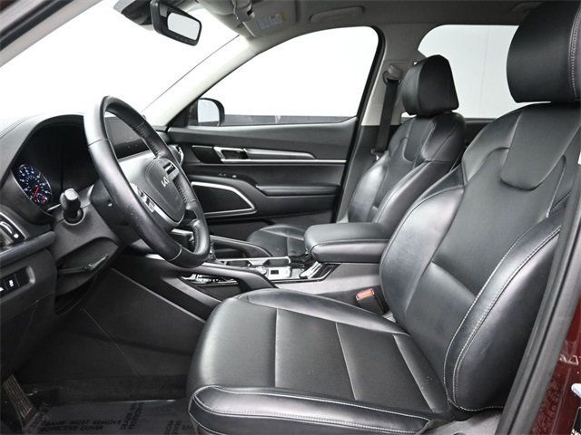 2022 Kia Telluride LX photo 5