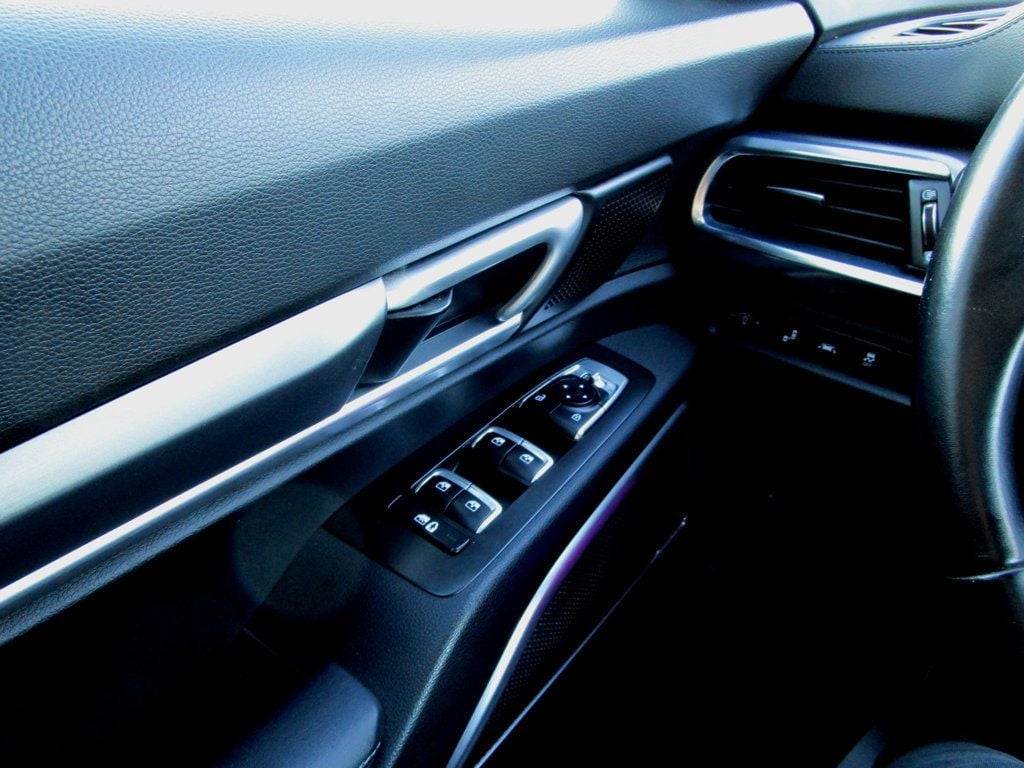 2022 Kia Telluride S AWD - 22986052 - 35