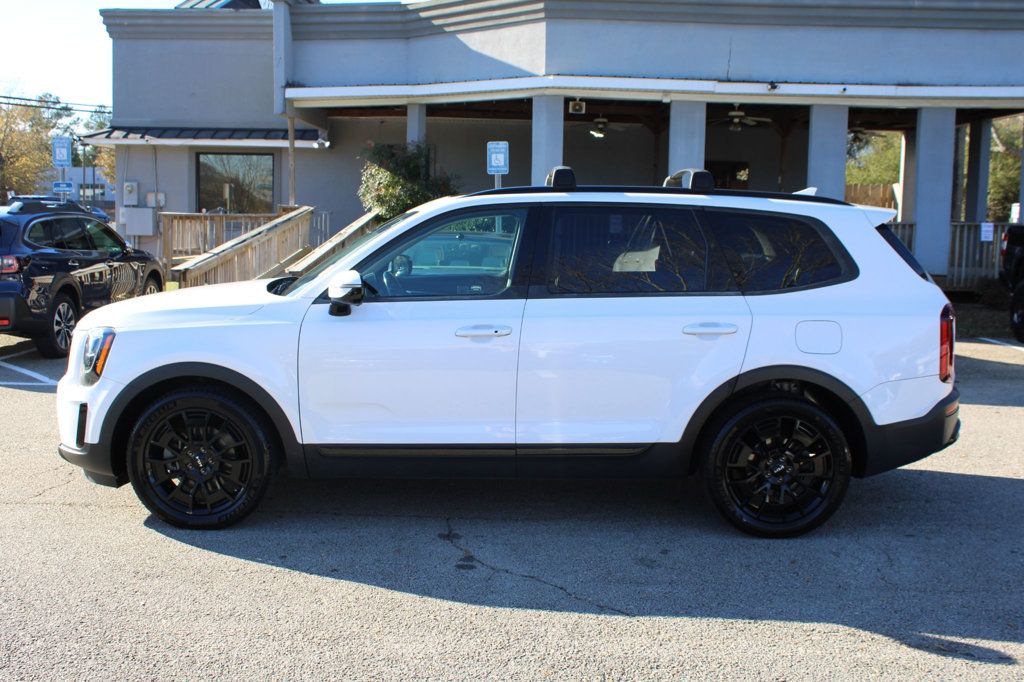 2022 Kia Telluride SX photo 2