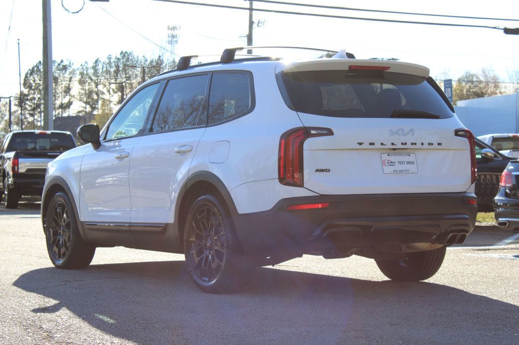 2022 Kia Telluride SX photo 3