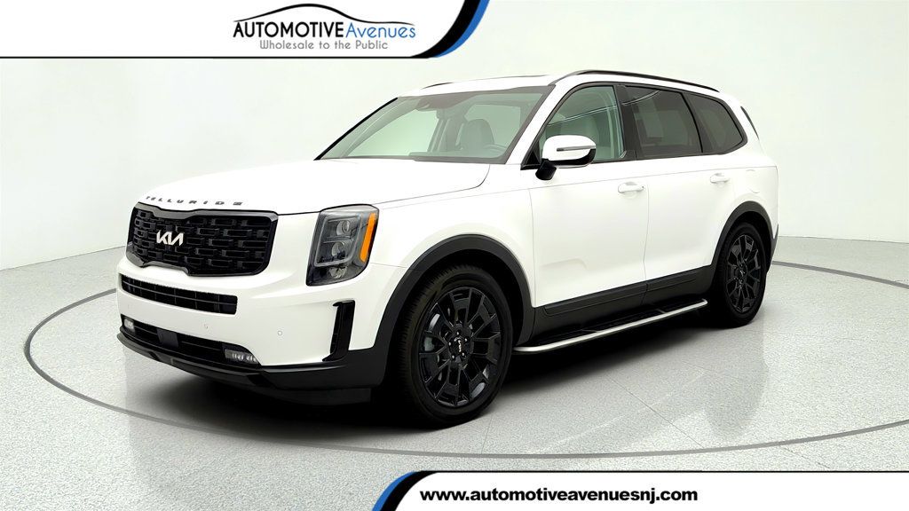 2022 Kia Telluride SX AWD w/ Prestige Pkg, Nightfall Edition Pkg & Towing Pkg - 23033140 | Video 1