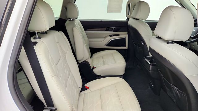 2022 Kia Telluride SX AWD w/ Prestige Pkg, Nightfall Edition Pkg & Towing Pkg - 23033140 - 24