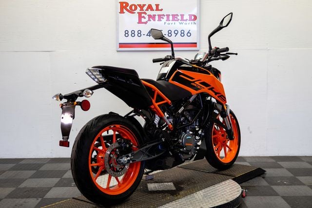 2022 KTM DUKE 200 ABS 1-OWNER LOW MILES!!! - 22995413 - 5