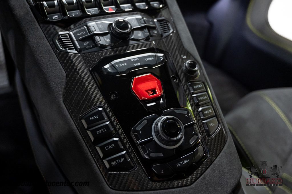 2022 Lamborghini Aventador LP 780-4 Ultimae Coupe - 22970885 - 24