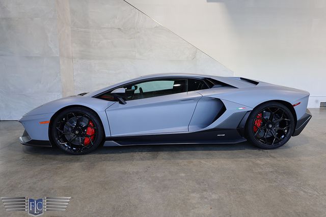 2022 Lamborghini Aventador LP 780-4 Ultimae Coupe - 22906209 - 3