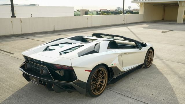 2022 Lamborghini Aventador LP 780-4 Ultimae Roadster - 22715470 - 17