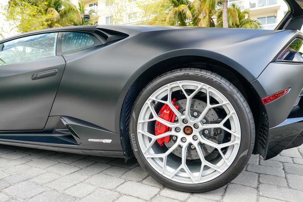 2022 Lamborghini Huracan EVO Coupe RWD - 22992534 - 17