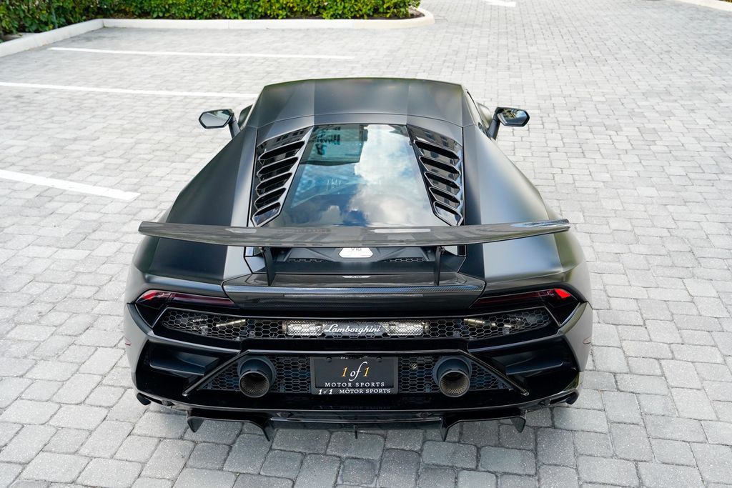 2022 Lamborghini Huracan EVO Coupe RWD - 22992534 - 22