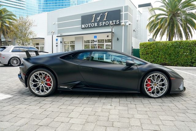 2022 Lamborghini Huracan EVO Coupe RWD - 22992534 - 31