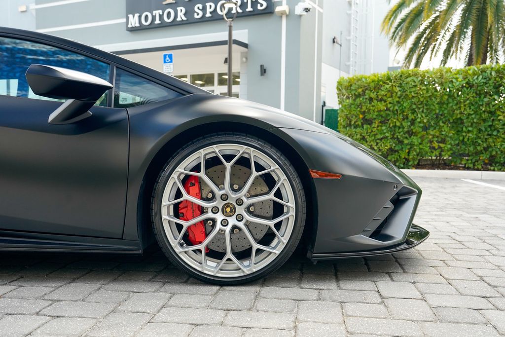 2022 Lamborghini Huracan EVO Coupe RWD - 22992534 - 33