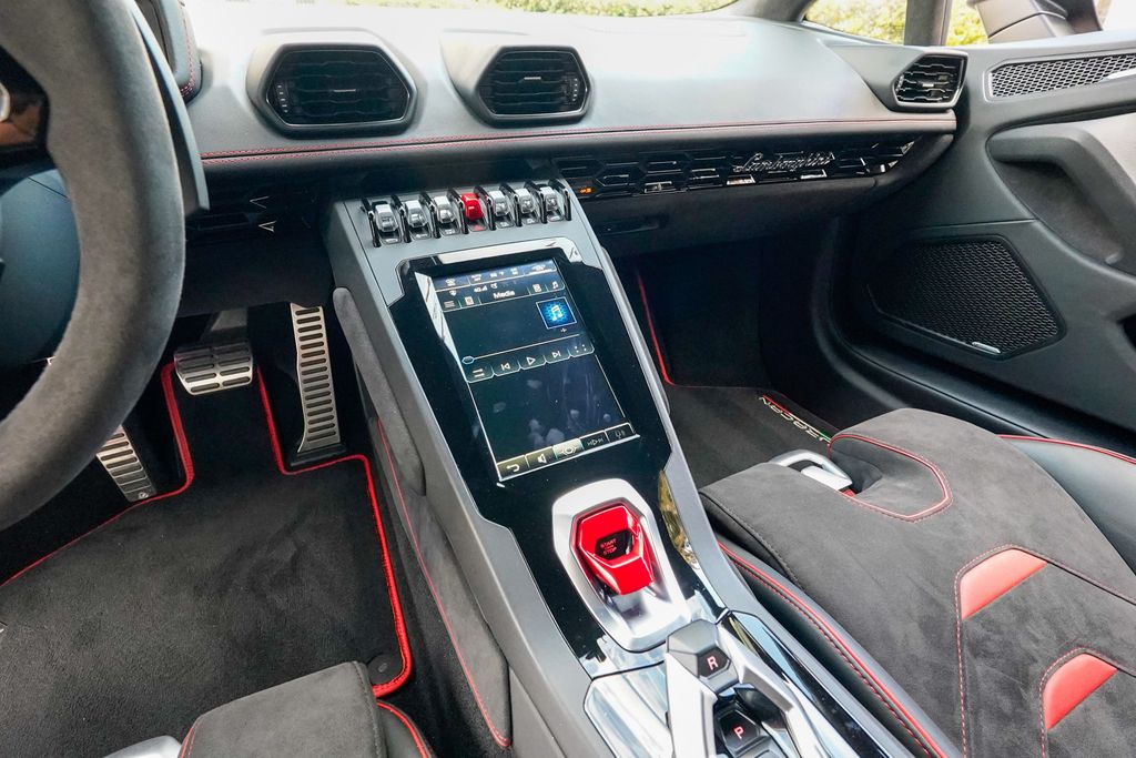 2022 Lamborghini Huracan EVO Coupe RWD - 22992534 - 66