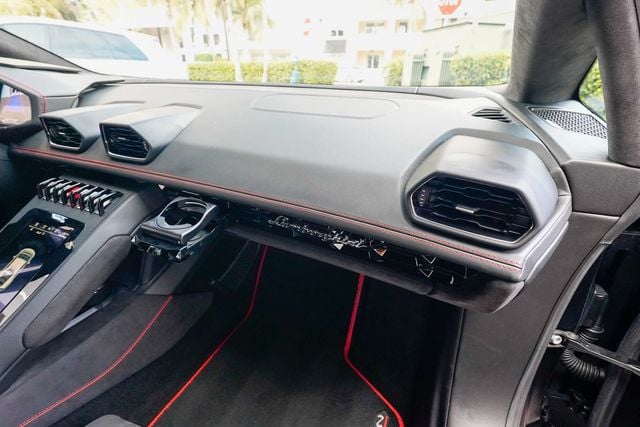 2022 Lamborghini Huracan EVO Coupe RWD - 22992534 - 84