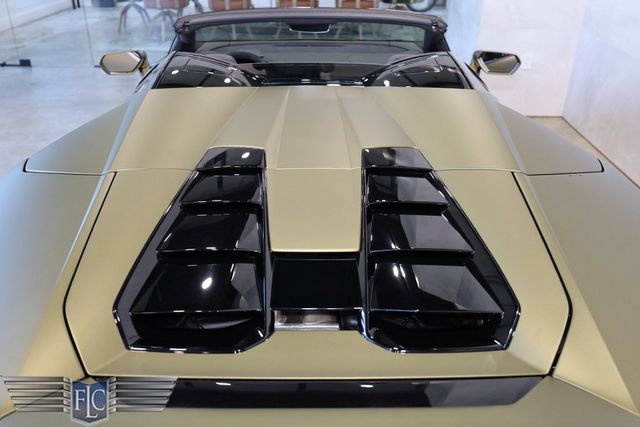 2022 Lamborghini Huracan EVO Spyder RWD - 22989823 - 14