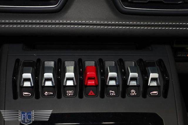 2022 Lamborghini Huracan EVO Spyder RWD - 22989823 - 30