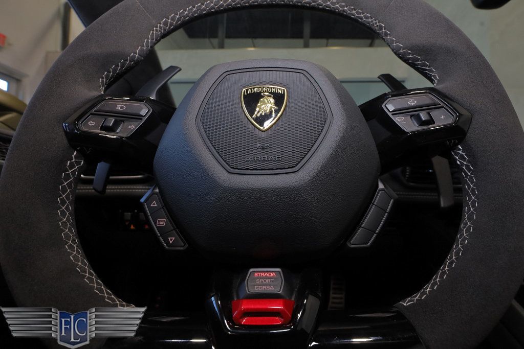 2022 Lamborghini Huracan EVO Spyder RWD - 22989823 - 33