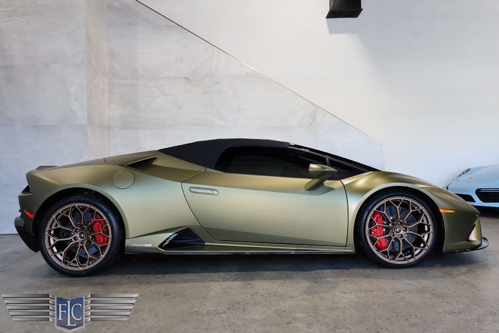 2022 Lamborghini Huracan EVO Spyder RWD - 22989823 - 50