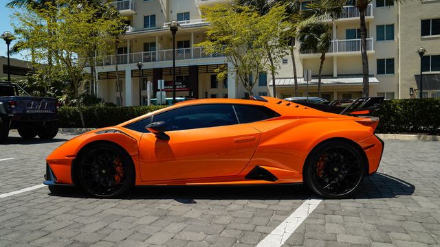 2022 Lamborghini Huracan STO Coupe - 22835943 - 11
