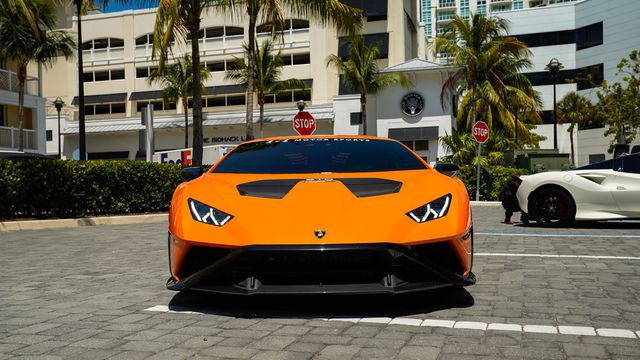 2022 Lamborghini Huracan STO Coupe - 22835943 - 4