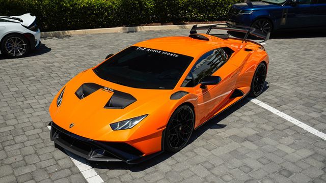 2022 Lamborghini Huracan STO Coupe - 22835943 - 7