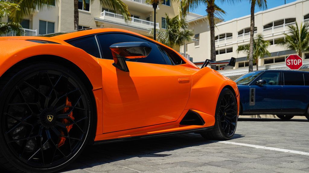 2022 Lamborghini Huracan STO Coupe - 22835943 - 8