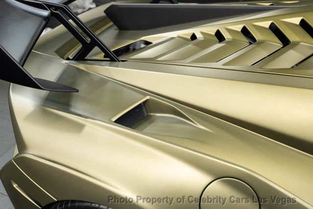 2022 Lamborghini Huracan STO Coupe - 23027103 - 13