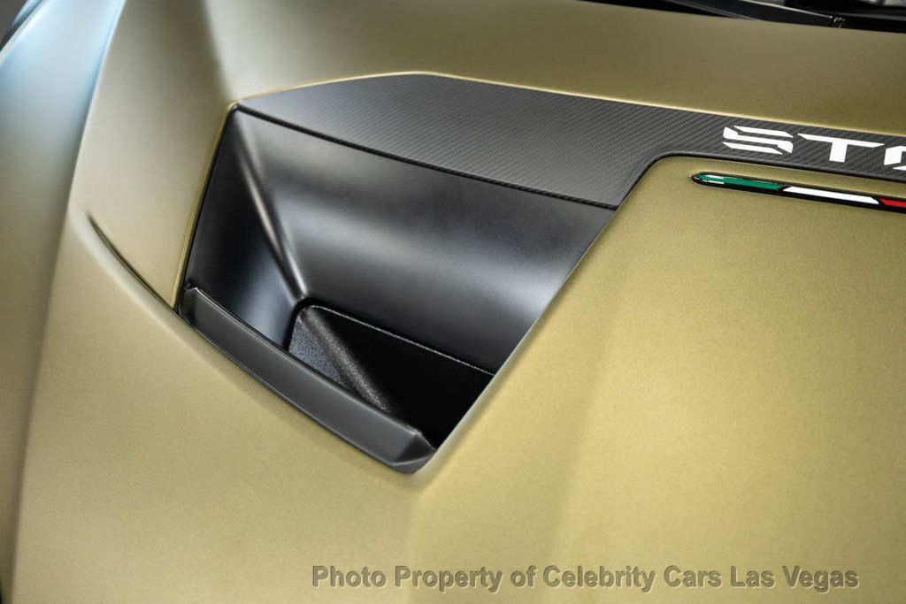 2022 Lamborghini Huracan STO Coupe - 23027103 - 18