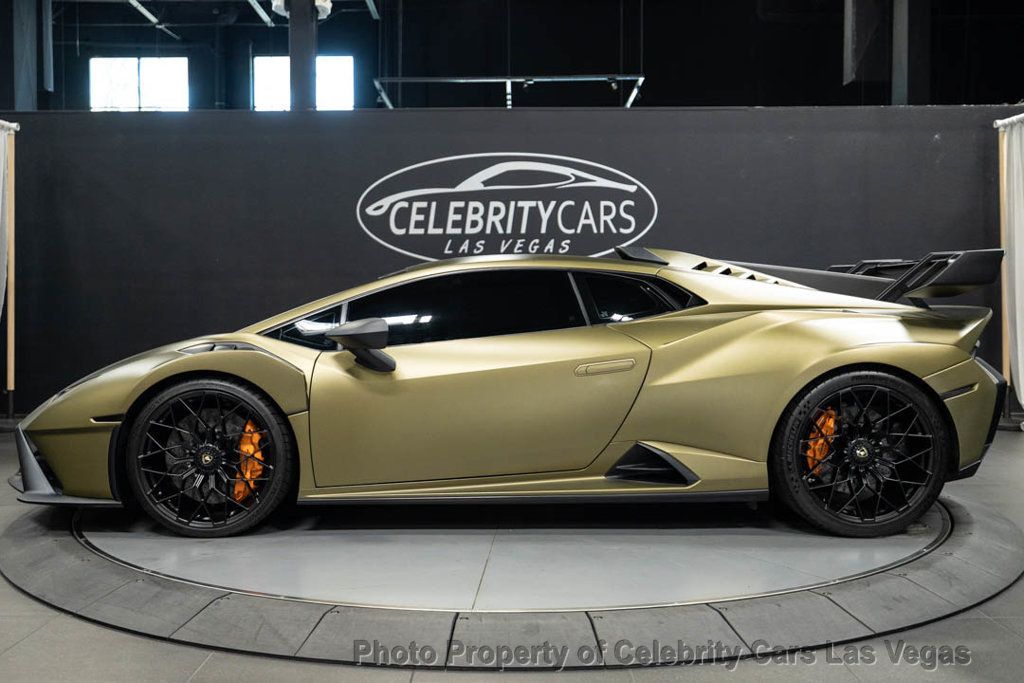 2022 Lamborghini Huracan STO Coupe - 23027103 - 22