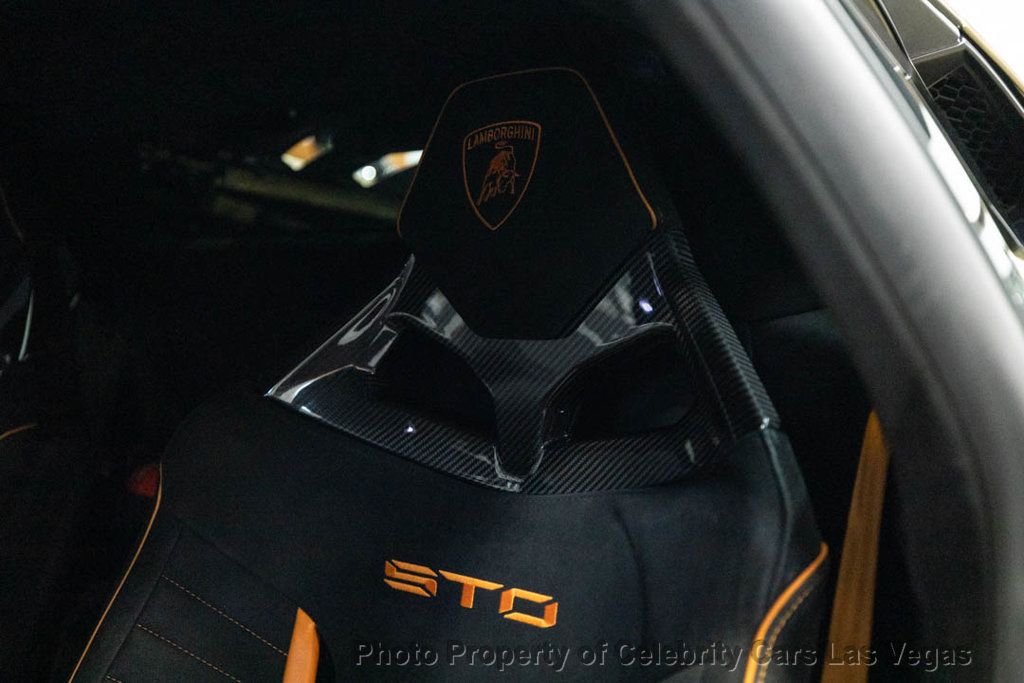 2022 Lamborghini Huracan STO Coupe - 23027103 - 38