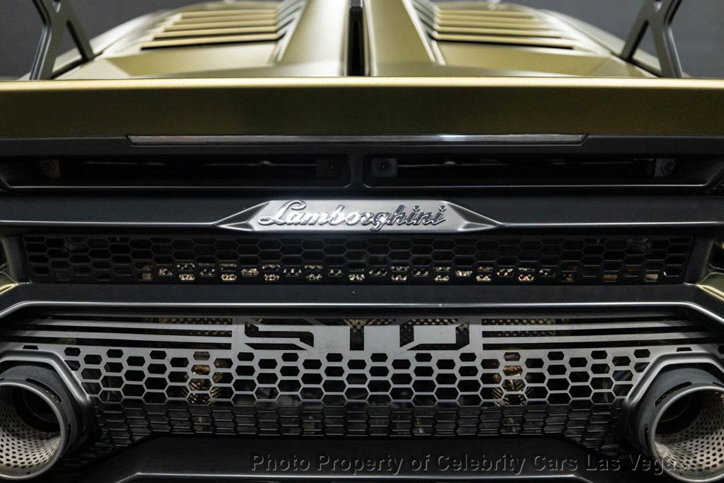 2022 Lamborghini Huracan STO Coupe - 23027103 - 4