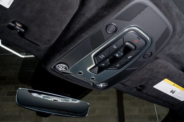 2022 Lamborghini Urus AWD - 22943192 - 15