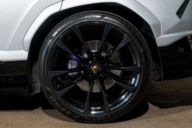 2022 Lamborghini Urus AWD - 22943192 - 58