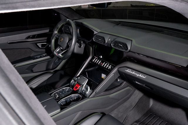 2022 Lamborghini Urus AWD - 22943192 - 8