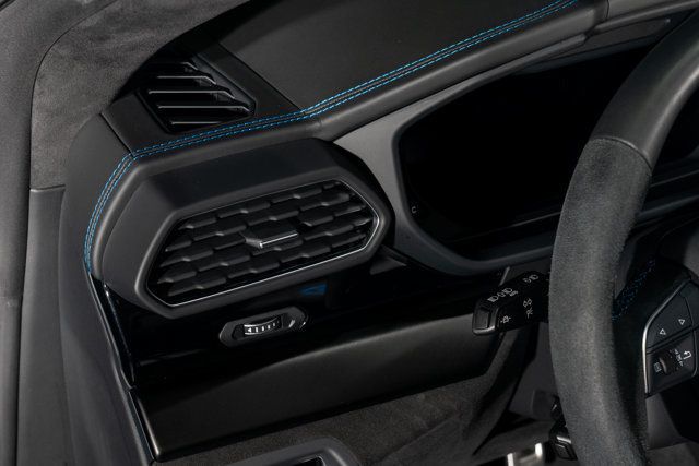 2022 Lamborghini Urus AWD - 22987713 - 10