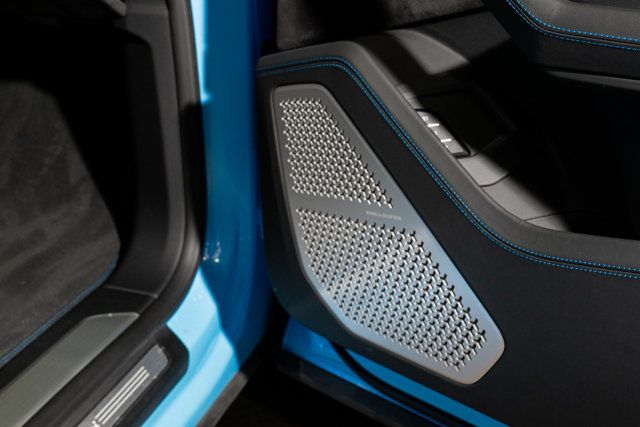 2022 Lamborghini Urus AWD - 22987713 - 34