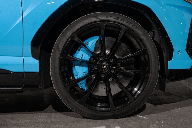 2022 Lamborghini Urus AWD - 22987713 - 52
