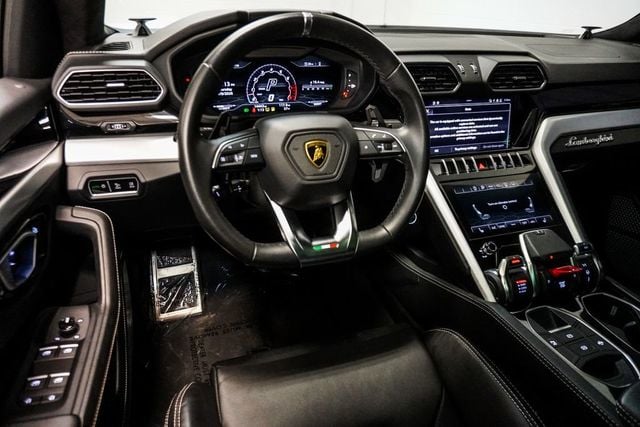 2022 Lamborghini Urus AWD - 23008305 - 11